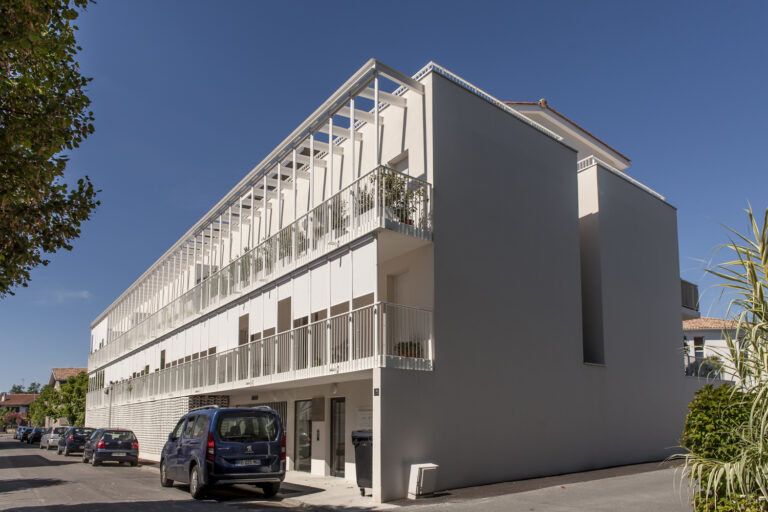 construction logement collectif arès
